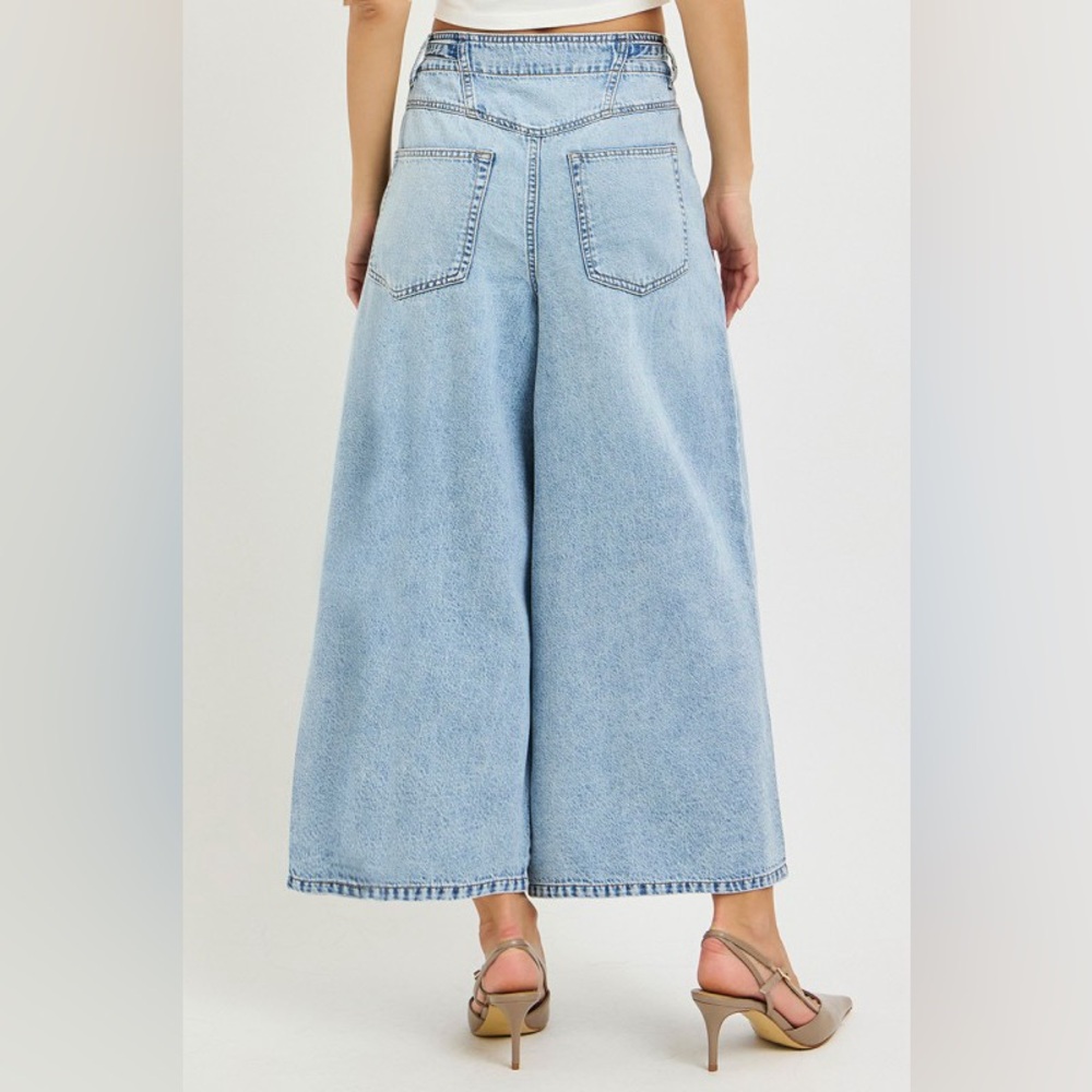 High-Waist Wide Leg Light Blue Denim Pants - Picture 4 of 5
